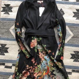 Solitaire black and floral print long coat - M